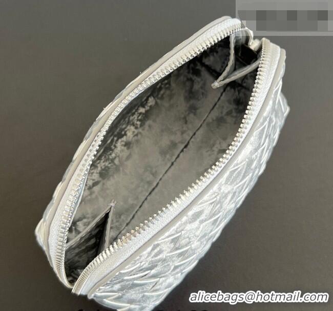 Good Taste Bottega Veneta Intrecciato Lamina Satin Leather Beauty Pouch 764044 Silver 2026