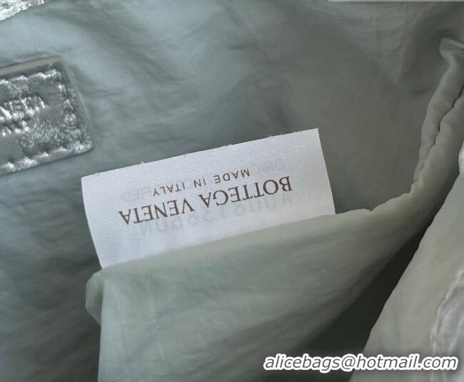 Well Crafted Bottega Veneta Small Dustbag in Intrecciato Lamina Satin Leather 816987 Silver 2026