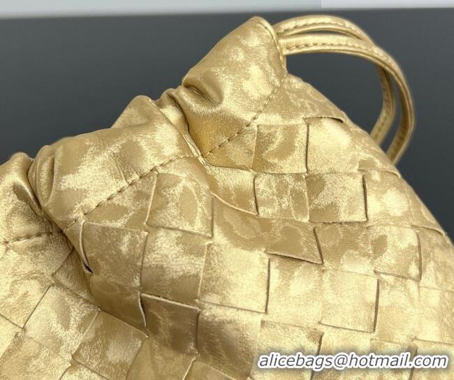 Buy Discount Bottega Veneta Small Dustbag in Intrecciato Lamina Satin Leather 816987 Gold 2026
