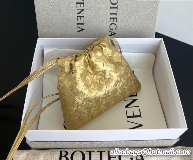 Buy Discount Bottega Veneta Small Dustbag in Intrecciato Lamina Satin Leather 816987 Gold 2026