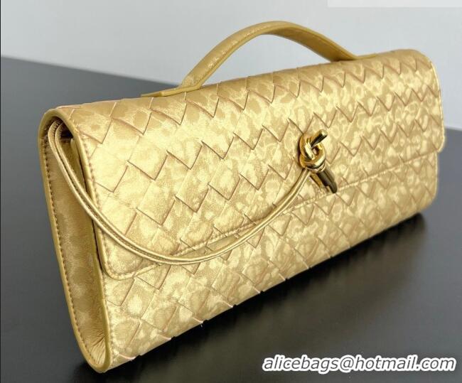 Top Design Bottega Veneta Long Clutch Bag Andiamo in Intrecciato Lamina Satin Leather 741511 Gold 2026