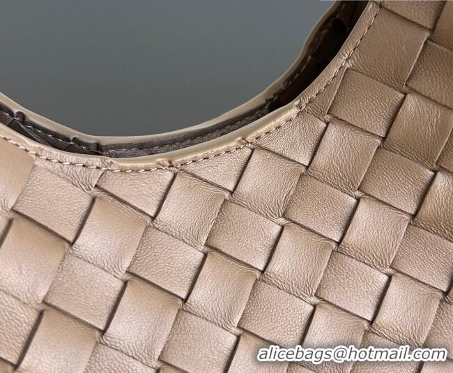 Luxury Cheap Bottega Veneta Small Campana Hobo Bag in Intrecciato Leather 854248 Pinecone Brown 2026