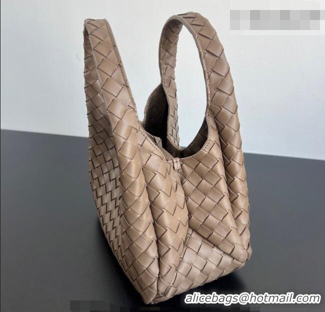 Luxury Cheap Bottega Veneta Small Campana Hobo Bag in Intrecciato Leather 854248 Pinecone Brown 2026