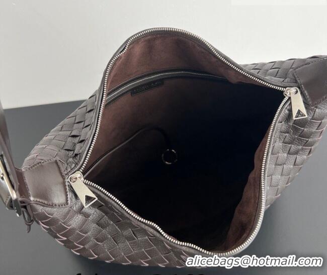 Best Price Bottega Veneta Men's Traveler Hobo Bag in Intrecciato Grained Leather 806974 Fondant Brown 2026