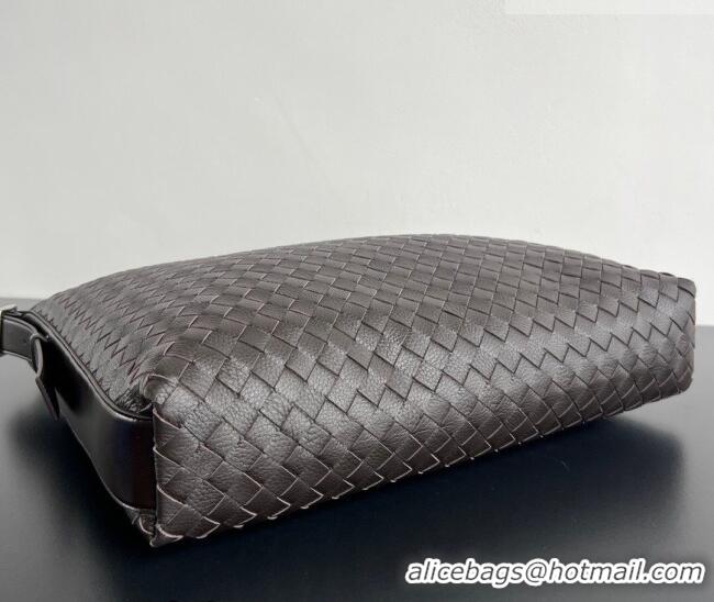 Best Price Bottega Veneta Men's Traveler Hobo Bag in Intrecciato Grained Leather 806974 Fondant Brown 2026