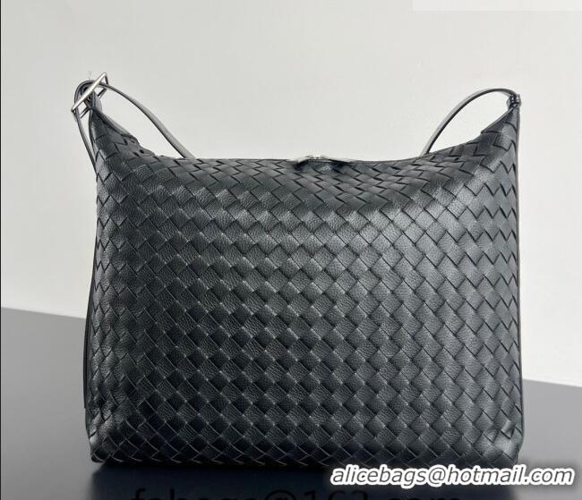 Best Quality Bottega Veneta Men's Traveler Hobo Bag in Intrecciato Grained Leather 806974 Black 2026
