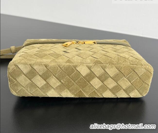 Inexpensive Bottega Veneta Bang Bang Vanity Case in Intrecciato Suede 789109 Oil Brown 2026
