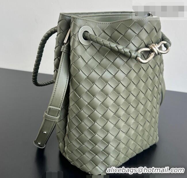 Inexpensive Bottega Veneta Andiamo Small Bucket Bag in Intrecciato Leather 855759 Pickle Green 2026
