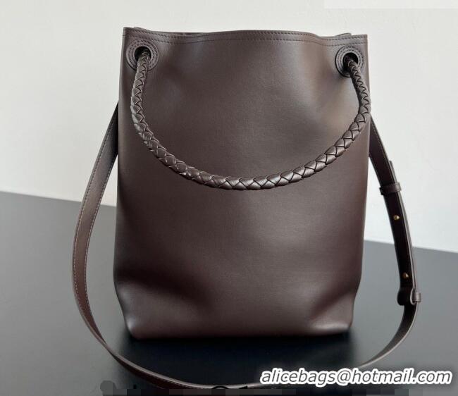 Grade Cheap Bottega Veneta Andiamo Bucket Bag in Silky Leather 844169 Fondant Brown 2026