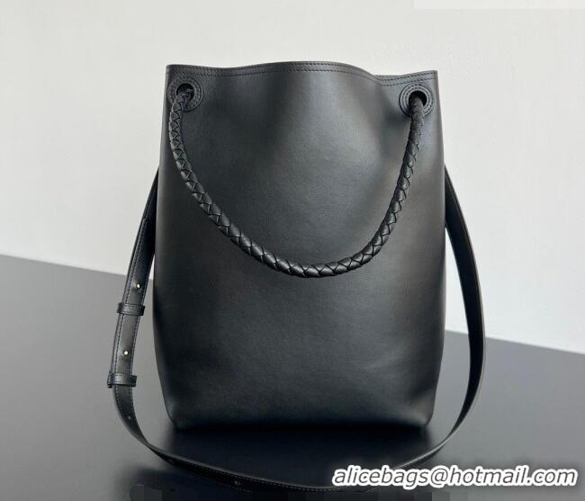 New Design Bottega Veneta Andiamo Bucket Bag in Silky Leather 844169 Black 2026