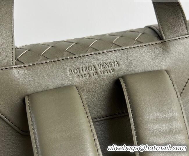 Top Quality Bottega Veneta Men's Back To School Backpack Bag in Intrecciato Leather 805971 Cypress Green 2026