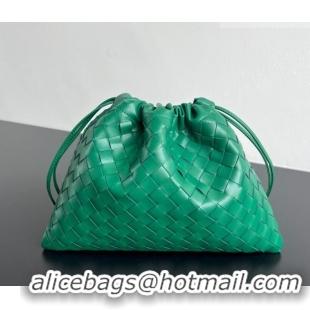 Big Discount Bottega Veneta Medium Dustbag in Intrecciato Leather 796728 Jungle Green 2026