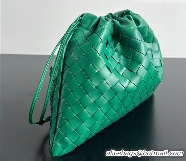Big Discount Bottega Veneta Medium Dustbag in Intrecciato Leather 796728 Jungle Green 2026