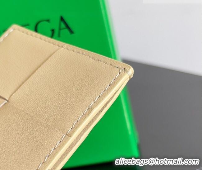 Well Crafted Bottega Veneta Cassette Credit Card Case in Intreccio Leather 742693 Porridge 2026