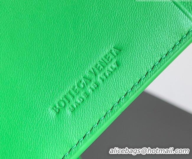 Inexpensive Bottega Veneta Cassette Credit Card Case in Intreccio Leather 742693 Parakeet Green 2026