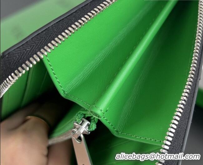 Unique Grade Bottega Veneta Men's Cassette Zip Around Wallet in Intreccio Leather 814649 Black/Green 2026