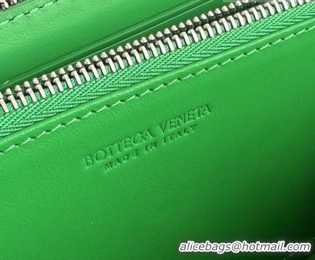 Unique Grade Bottega Veneta Men's Cassette Zip Around Wallet in Intreccio Leather 814649 Black/Green 2026