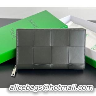 Traditional Discount Bottega Veneta Men's Cassette Zip Around Wallet in Intreccio Leather 814649 Dark Green 2026