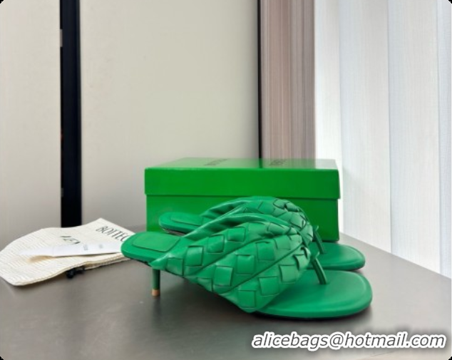 Top Quality Bottega Veneta Kitten Heel Salsa Thong in Intrecciato Leather Green 6080136 2026