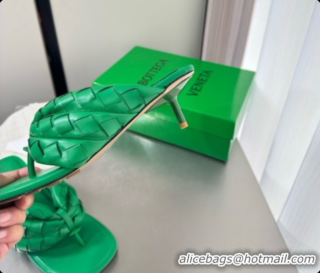 Top Quality Bottega Veneta Kitten Heel Salsa Thong in Intrecciato Leather Green 6080136 2026