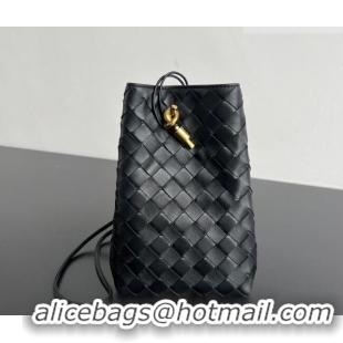 Well Crafted Bottega Veneta Andiamo Phone Pouch in Intrecciato Leather 843890 Black 2026