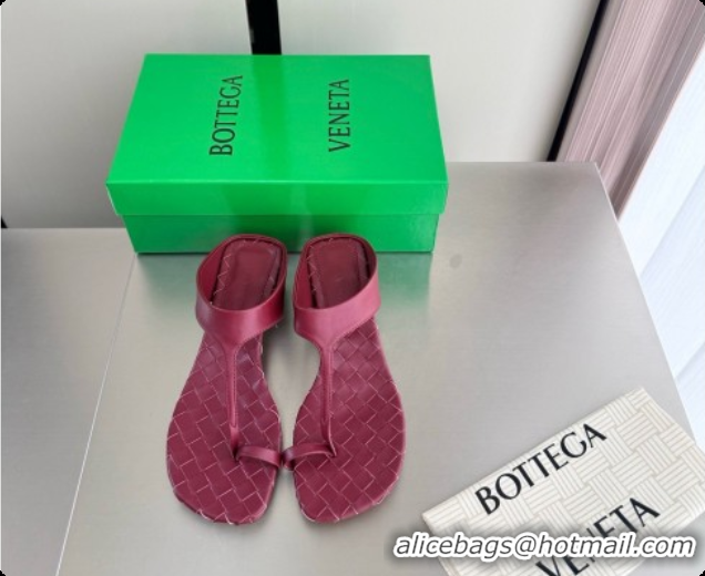 Luxurious Bottega Veneta Livia Thong 4cm Heel BV080343 Burgundy 2026