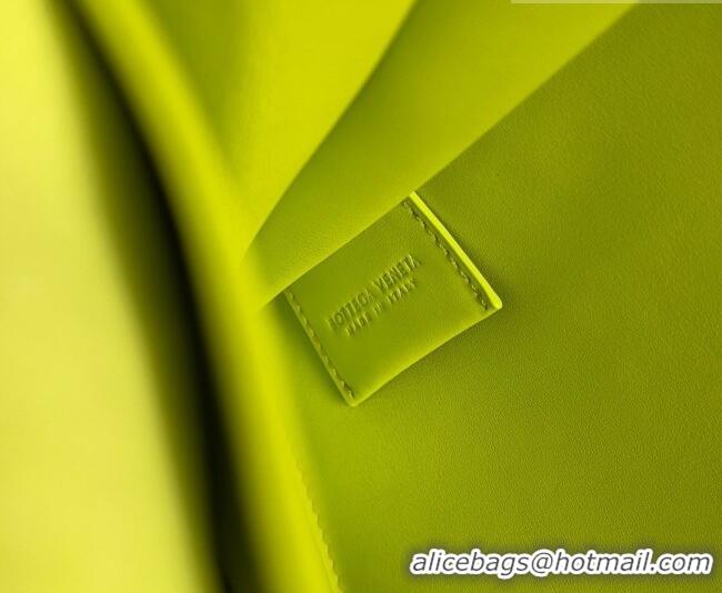 Top Grade Bottega Veneta Men's Small Intrecciato Leather Document Case With Wristlet 693675 Neon Green 2026
