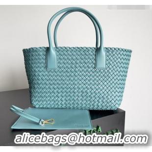 Inexpensive Bottega Veneta Medium Cabat Tote Bag 32cm in Intrecciato Leather BV040205 Blue 2026