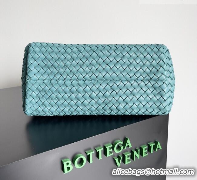 Inexpensive Bottega Veneta Medium Cabat Tote Bag 32cm in Intrecciato Leather BV040205 Blue 2026
