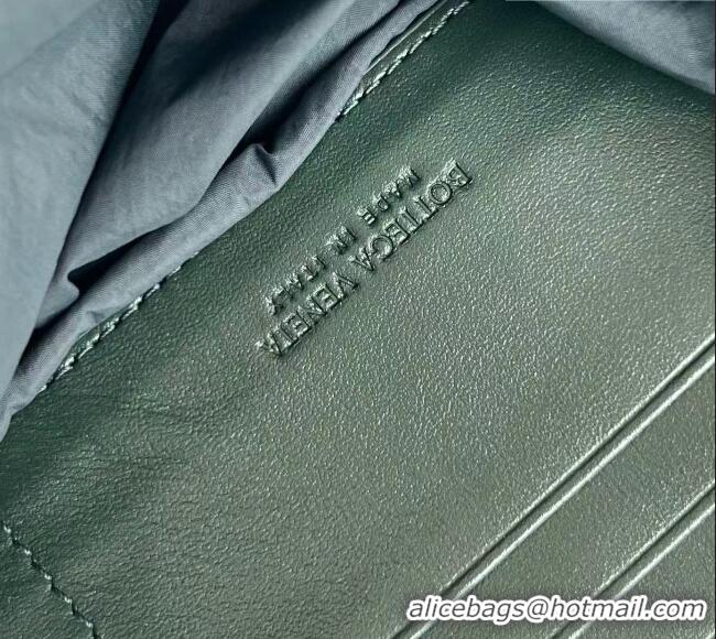 Well Crafted Bottega Veneta Mens Intrecciato Prism Pouch in Intrecciato Leather 795712 Green 2026