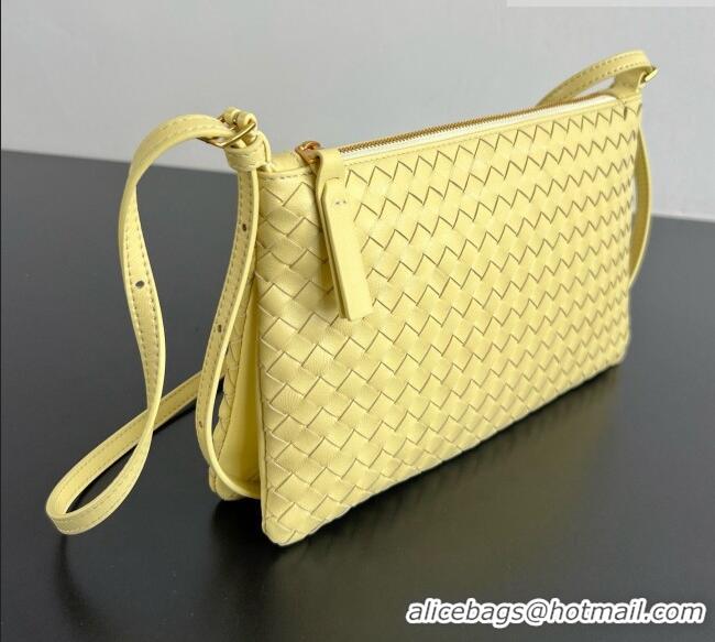 Inexpensive Bottega Veneta Intrecciato Piccolo Medium Pouch 876625 Yellow 2026