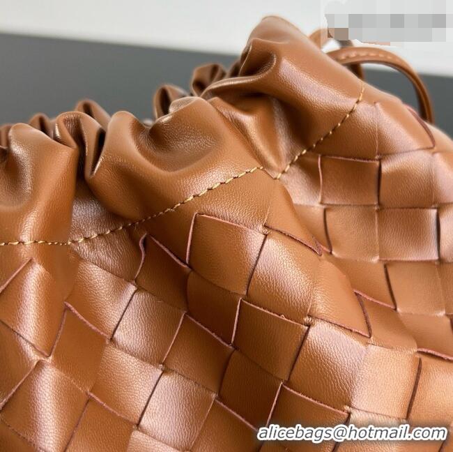 Buy Cheap Bottega Veneta Medium Dustbag in Intrecciato Leather 796728 Brown 2026