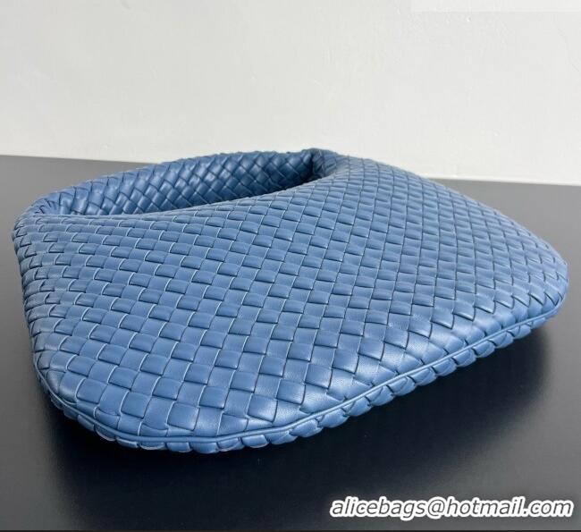 Trendy Design Bottega Veneta Medium Veneta Hobo Bag in Intrecciato Leather 856737 Blue 2026