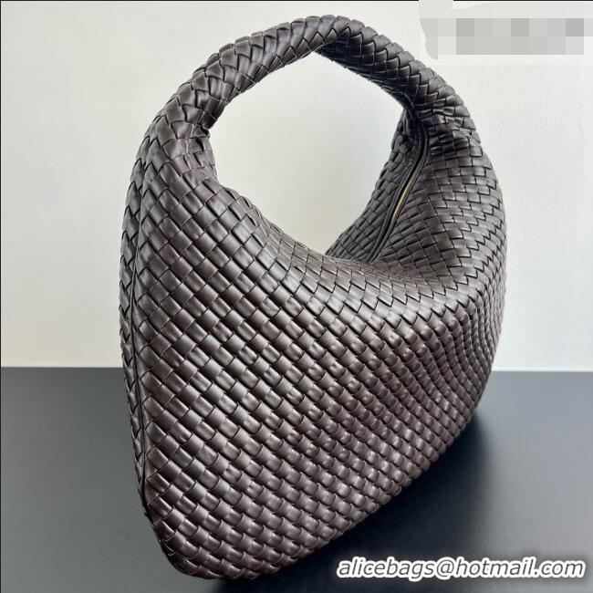 Best Quality Bottega Veneta Maxi Veneta Hobo Bag in Intrecciato Leather 856739 Fondant Brown 2026