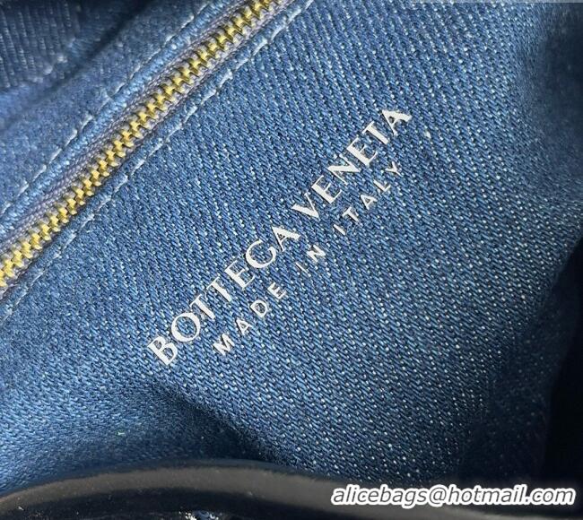Inexpensive Bottega Veneta Small Hop Hobo Bag Intrecciato Leather and Denim BV082703 Blue 2026