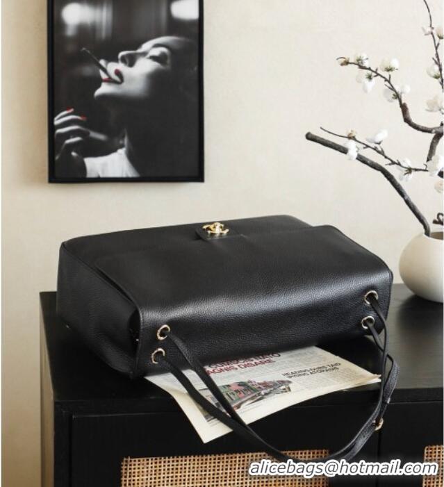 Luxury Cheap Chanel Large Maxi Flap Bag in Grained Calfskin AS6233 Black/Gold 2026