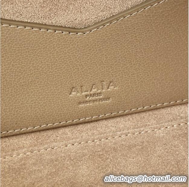 Buy Grade Alaia Le Tecket Medium Long Shoulder bag in Suede 8815M Beige 2026