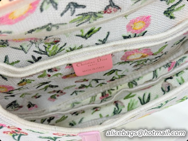 Best Quality Dior Medium Saddle Bag with Strap in Multicolor White Daisy Garden Embroider 2026 D9930