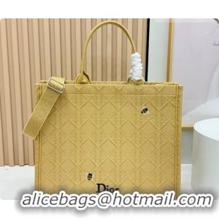 Luxurious Dior Men's Large Book Tote Bag in Cannage Embroidery and Bees Gold-Tone 0408116 2026