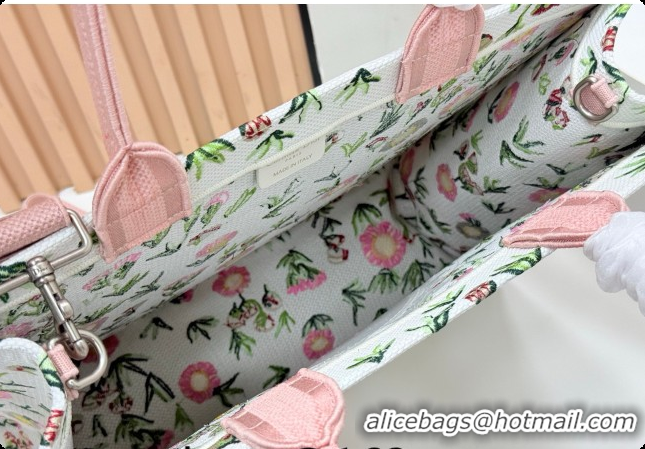 Popular Style Dior Large Book Tote Bag in White Multicolor Daisy Garden Embroidery with Dior Médaillon 0408122 2026
