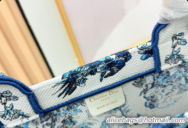 Charming Dior Men's Large Book Tote Bag in Blue Toile de Jouy Floral Garden Embroidery and White Dior Médaillon 0408128 