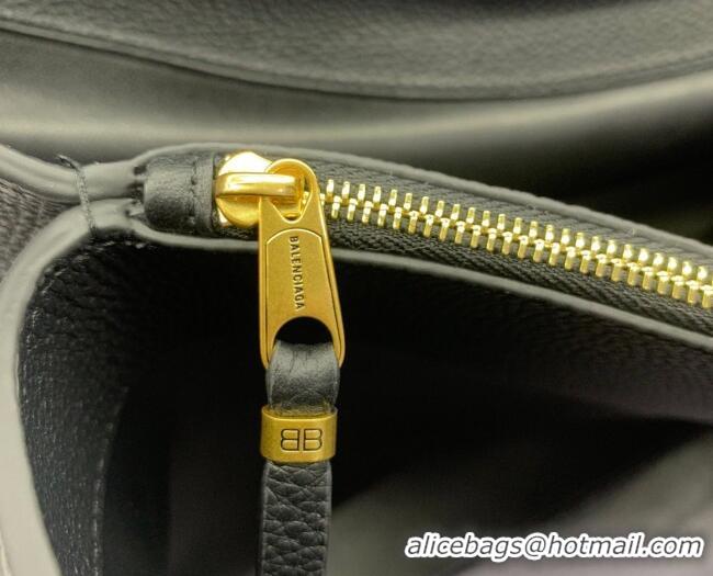 Good Taste Balenciaga Carrie Carry All Bag in Black calfskin leather/aged-gold hardware 403040 Black 2026