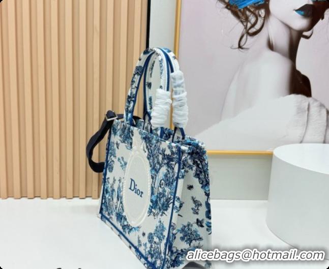 Grade Design Dior Men's Medium Book Tote Bag in Blue Toile de Jouy Floral Garden Embroidery and White Dior Médaillon 408