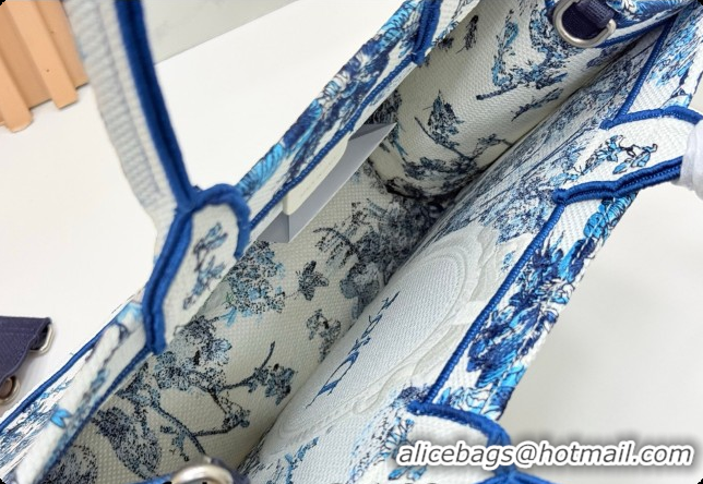 Grade Design Dior Men's Medium Book Tote Bag in Blue Toile de Jouy Floral Garden Embroidery and White Dior Médaillon 408