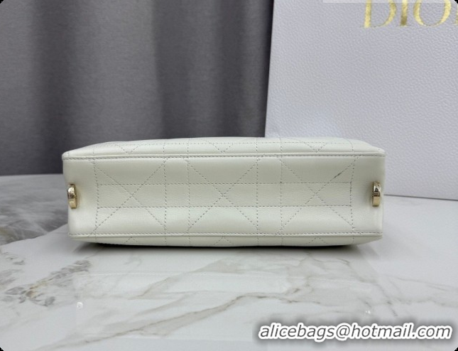 Best Luxury Dior Trianon Bucket Bag with Chain in Flat Macrocannage Lambskin Leather M0179 White 2026