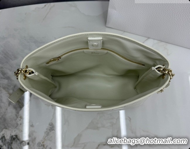 Best Luxury Dior Trianon Bucket Bag with Chain in Flat Macrocannage Lambskin Leather M0179 White 2026