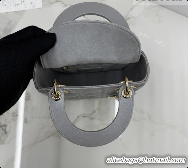 Big Discount Dior Classic Mini Lady Dior Bag in Cannage Lambskin M0505 Pearly Grey 2026