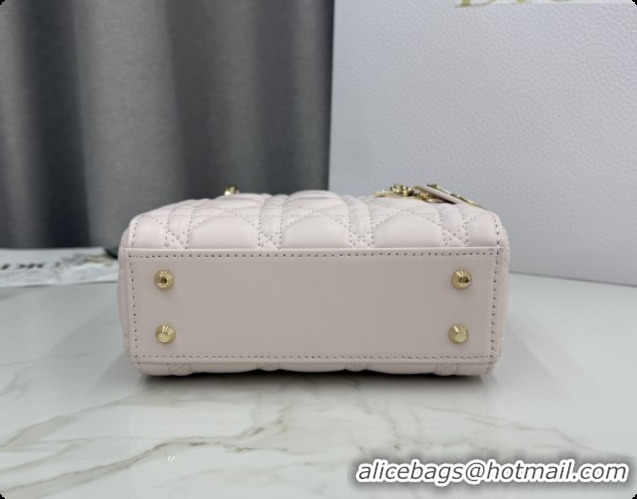Pretty Style Dior Classic Mini Lady Dior Bag in Cannage Lambskin M0505 Sakura Pink 2026