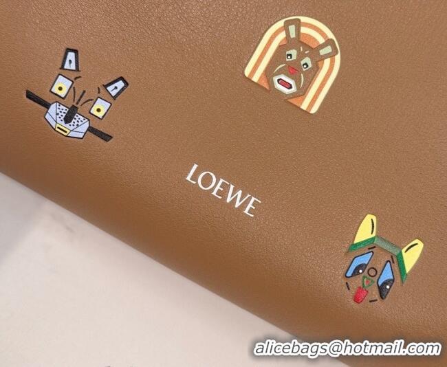 Famous Brand Louis Wain x Loewe Medium Flamenco Clutch in Cat Embroidered Nappa Calfskin Leather L17061 Mocha 2026
