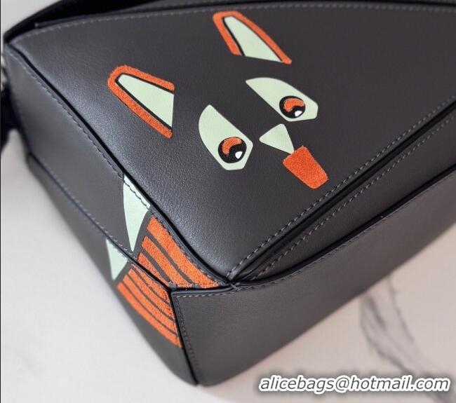 Trendy Design Loewe Small Classic Calfskin Futurist Cat Puzzle Bag 27064 Dark Grey 2026